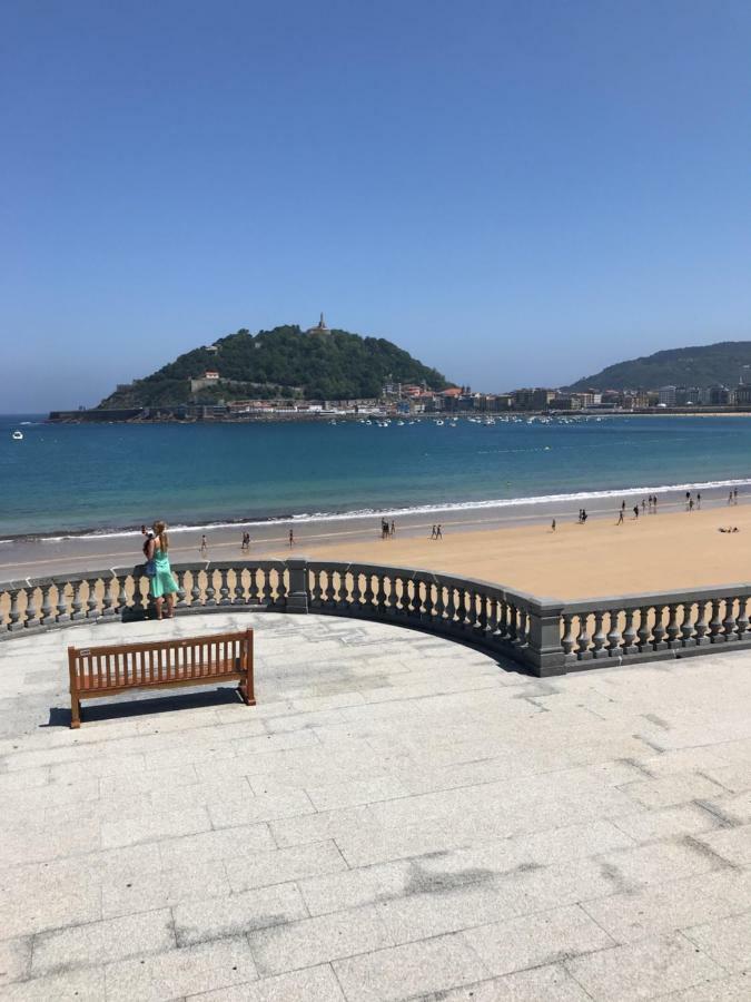 La Madame On La Concha Beach, Seaview Apartment San Sebastian Exterior photo